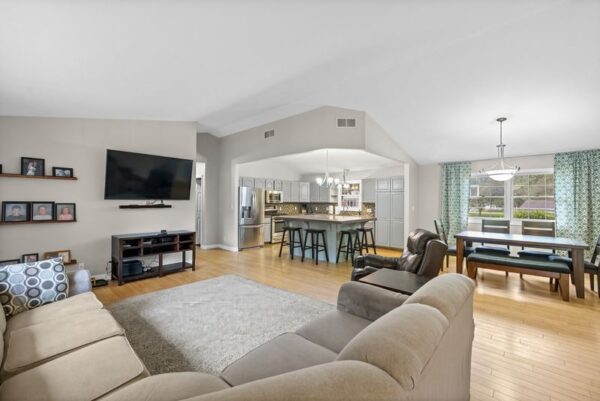 3244 W Woodmere Ridge LaPorte, IN 46350 - Image 8